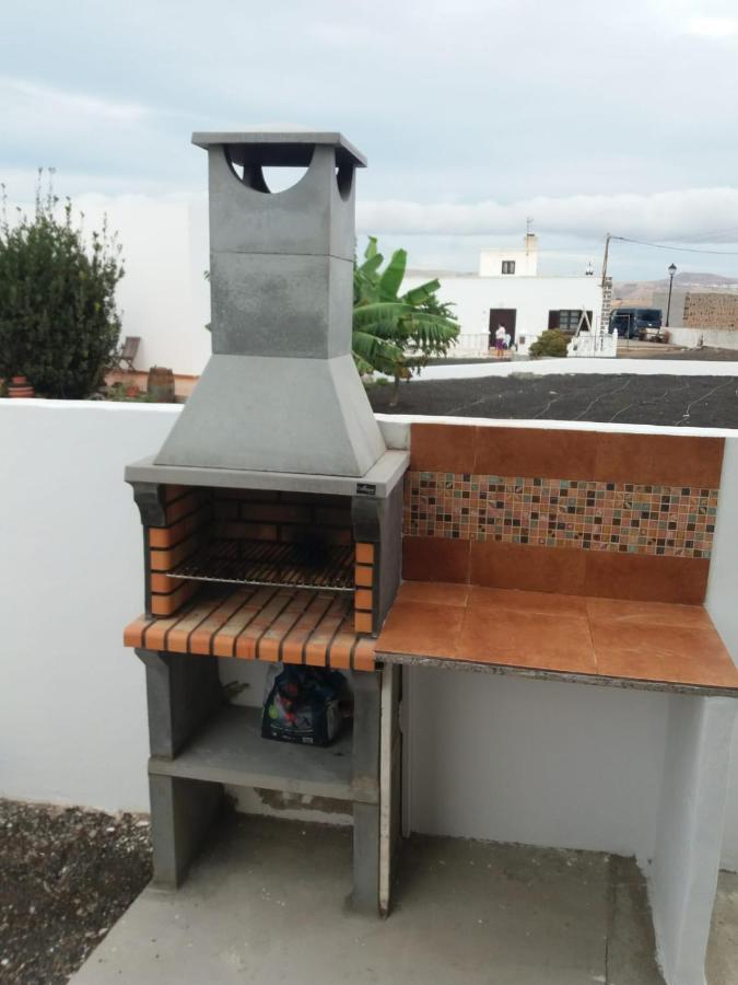 Casa Antonia Reyes, A La Sombra De Famara Apartment Munique Exterior photo